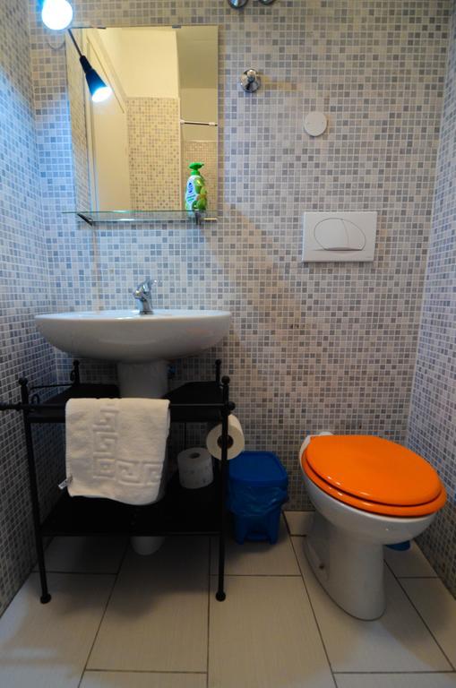 Shine Apartment Наполи Стая снимка