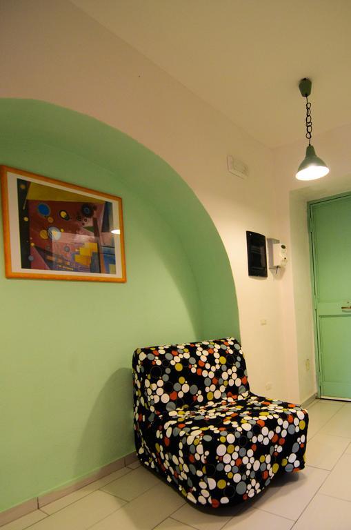 Shine Apartment Наполи Стая снимка
